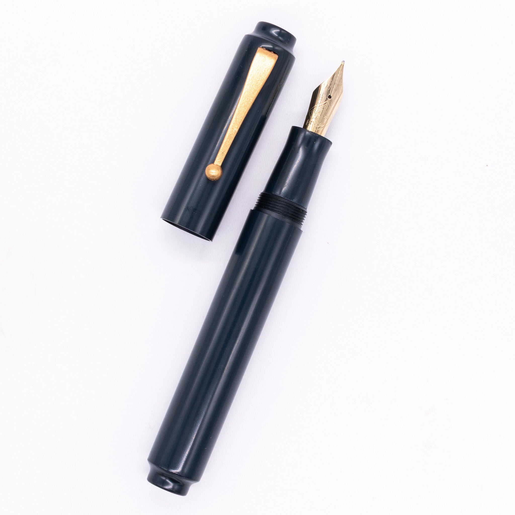 AP Limited Editions Urushi Lacquer Art Fountain Pen - Konkikyo
