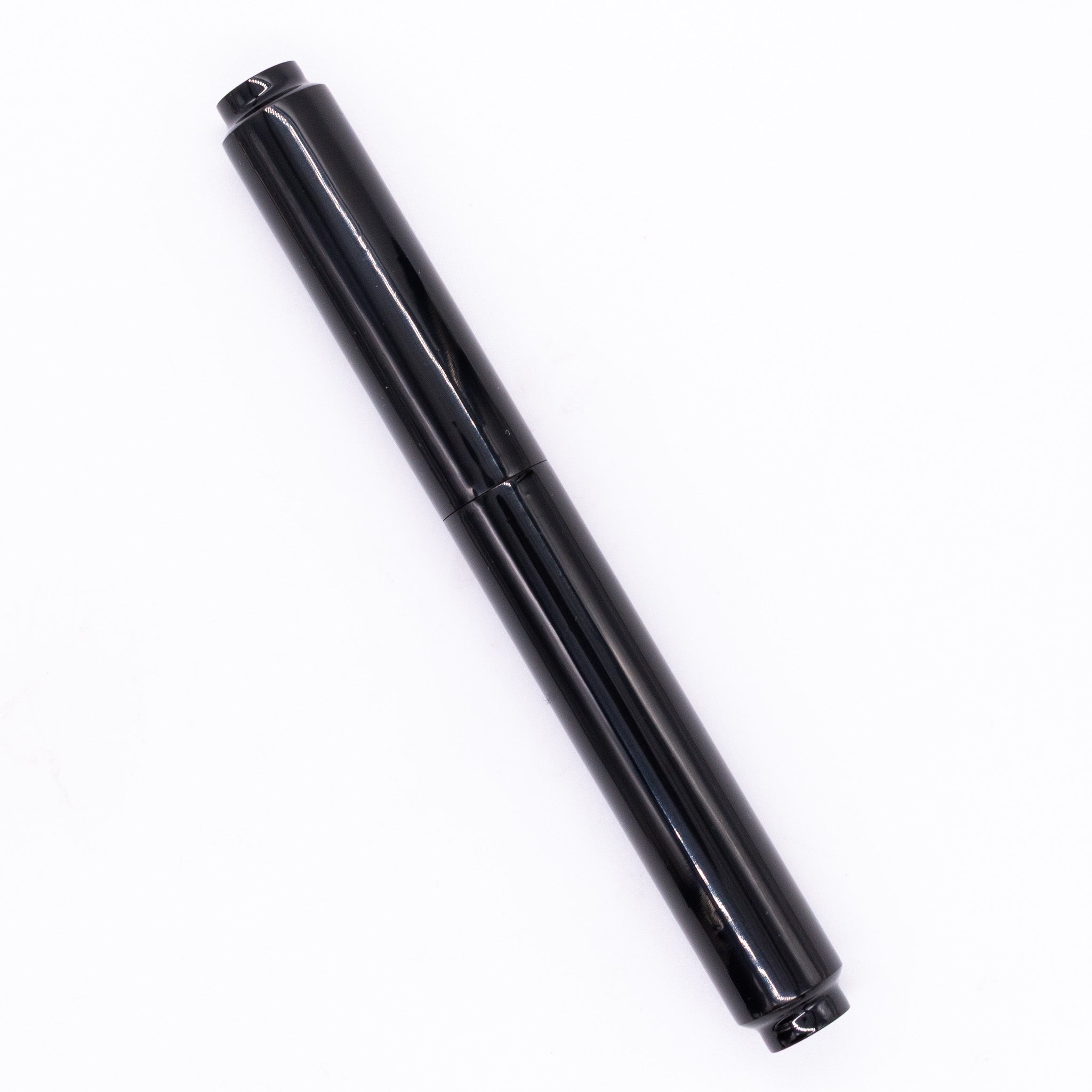 AP Limited Editions Urushi Lacquer Art Fountain Pen - Roiro Black