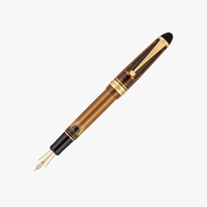 Pilot Custom 823