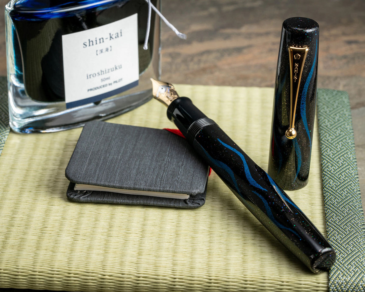 Namiki Aya Seiryu-Limpid Stream Blue Fountain Pen - 18K Nib
