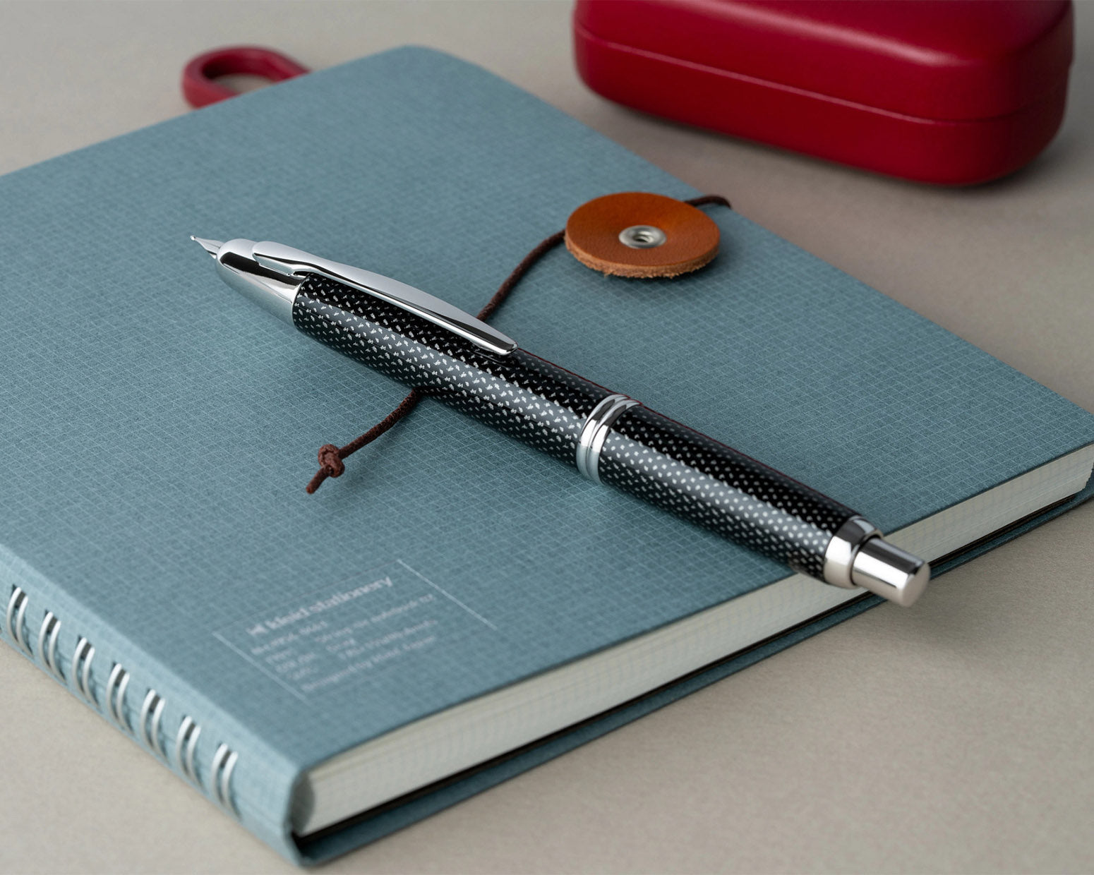 Pilot Vanishing Point Black Carbonesque / Rhodium Fountain Pen