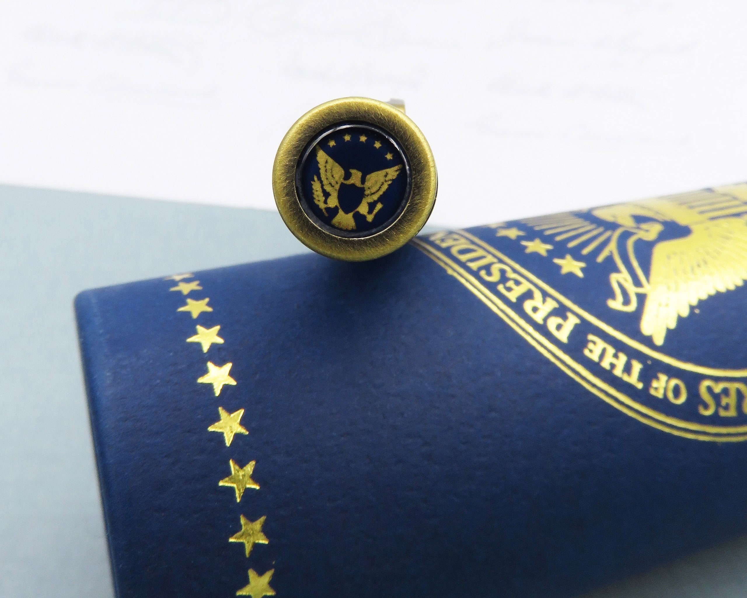 Retro51 U.S Presidental Signature 2025 Fahrney's Exclusive Tornado™ Rollerball Pen