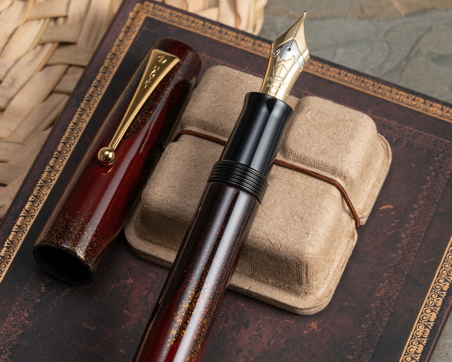 Namiki Aya Akatsuki-Daybreak Red Fountain Pen - Medium 18K Nib